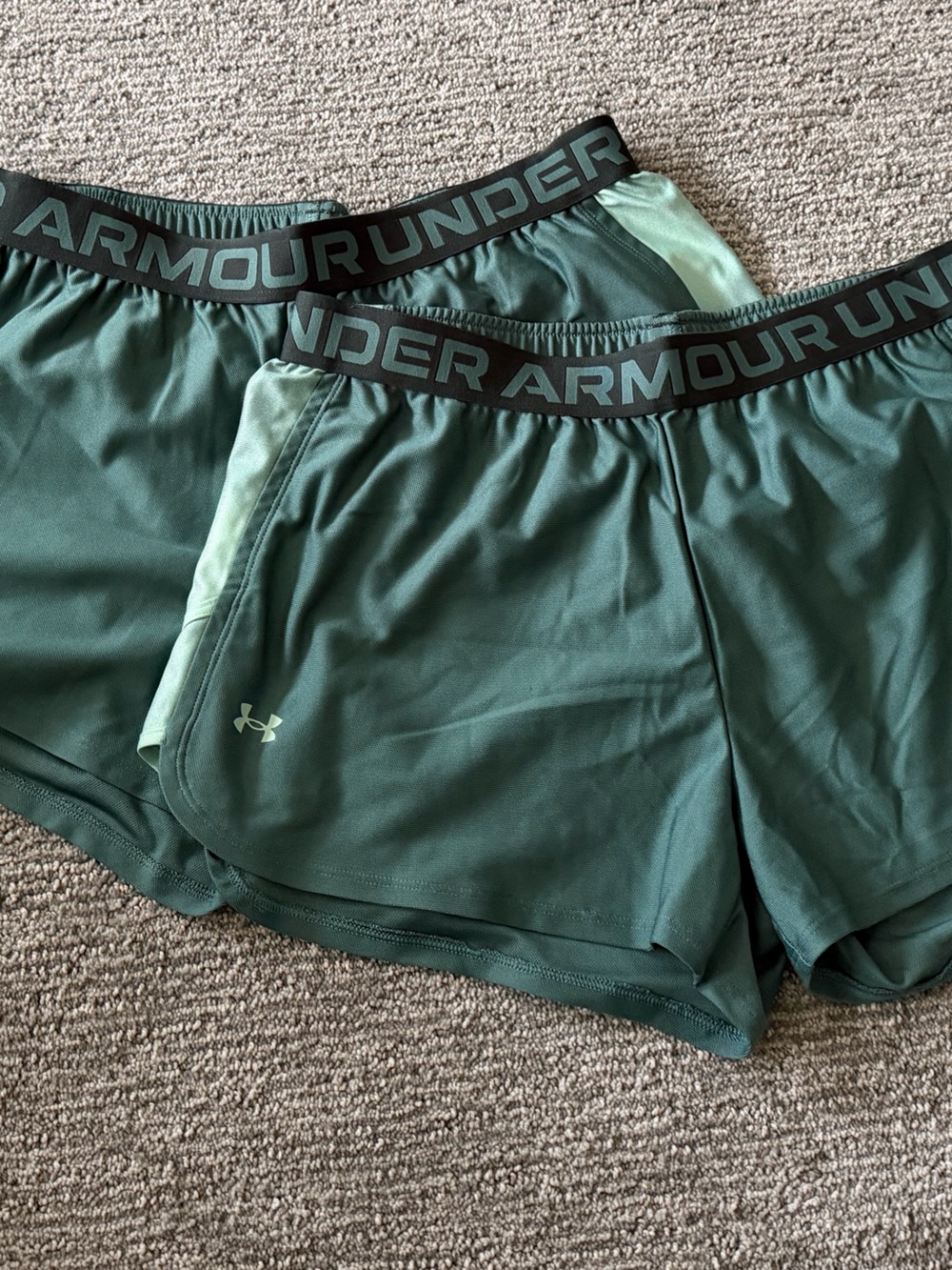 Under Armour Women's Green Running Shorts Size Large - Two